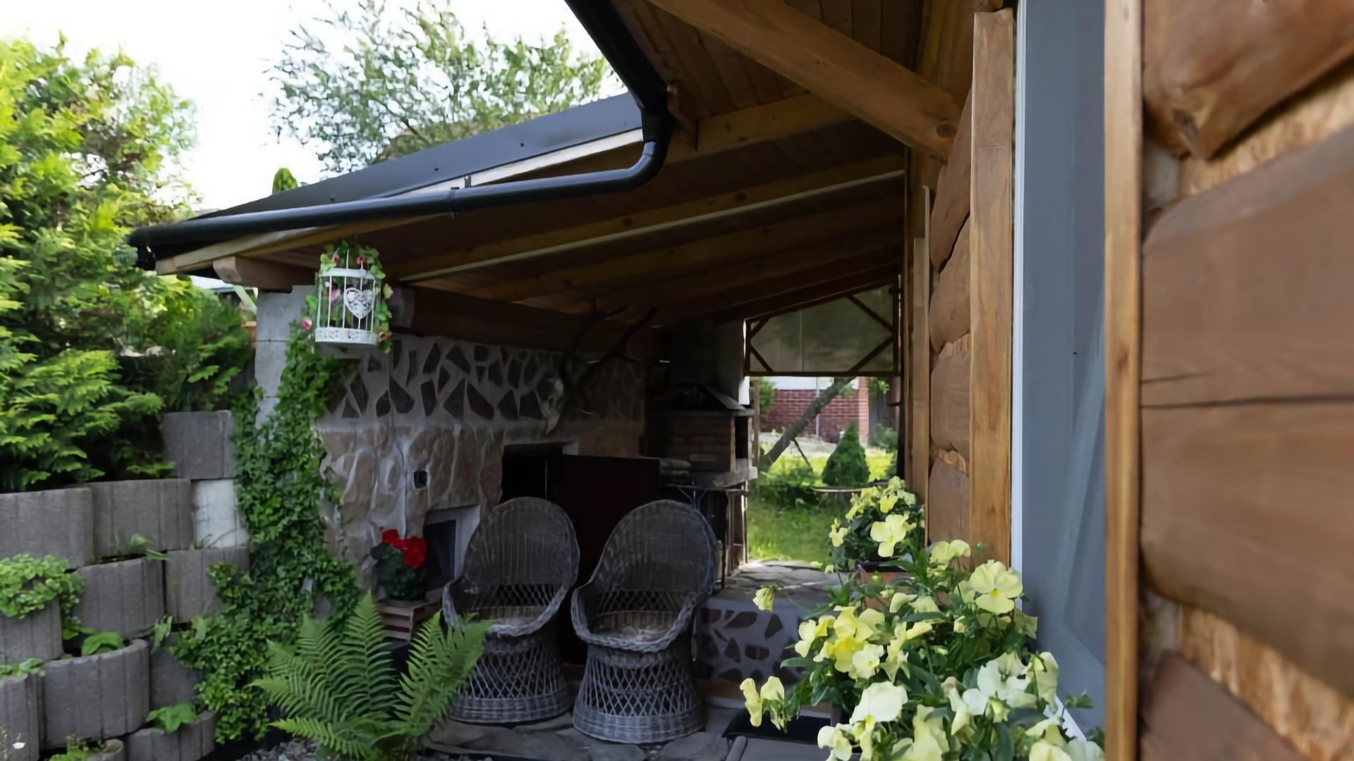 Terasa - Chata v záhrade Mango Chill